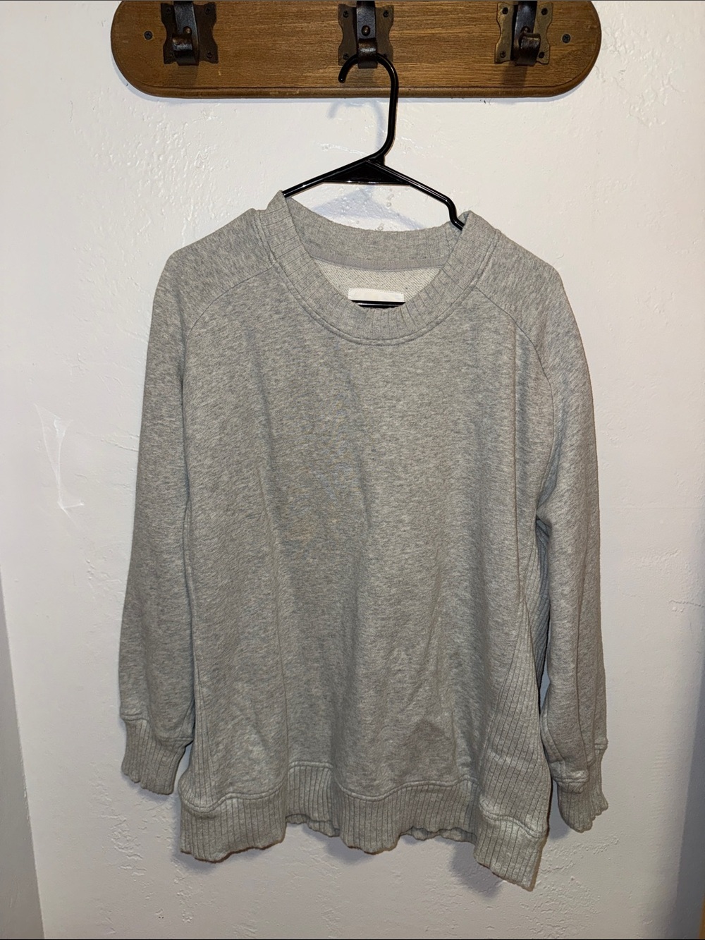 Aerie Sunday Soft Light Gray Crewneck Sweatshirt